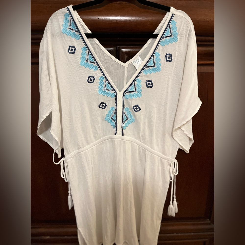 Kona Sol White Blue Embroidered Swimsuit Coverup XL